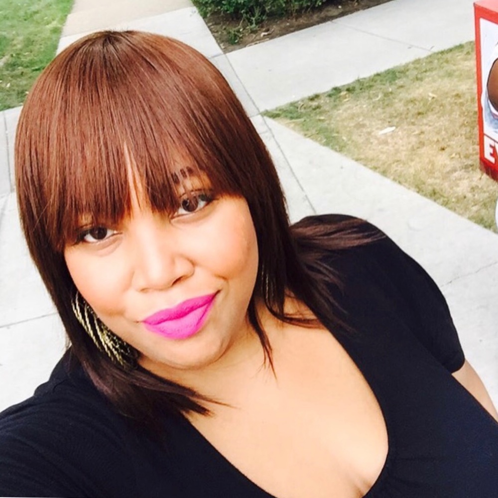 Meet your Posher, Toya